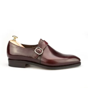 Shop Carmina CHAUSSURE A BOUCLES CORDOVAN BORDEAUX | BURGUNDY