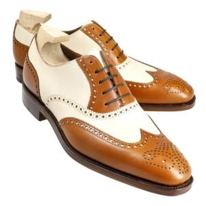 Shop Carmina DERBIES À BOUT FLEURI 922 RAIN TANNED/BONE