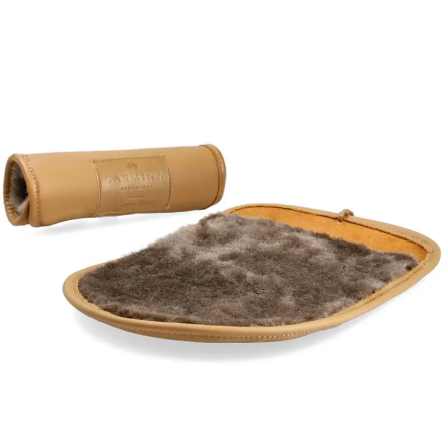 gant_lustreur_de_haute_qualit_doubl_en_cuir_de_mouton__carmina_0.webp Discount Carmina Gant lustreur de haute qualité doublé en cuir de mouton | NEUTRAL