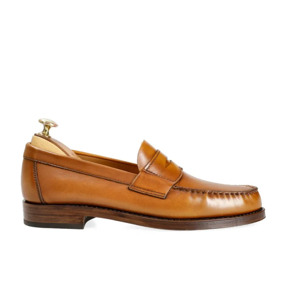 mocassins_antifaz_viking_tan__carmina_2.webp Fashion Carmina MOCASSINS ANTIFAZ VIKING TAN | TANNED