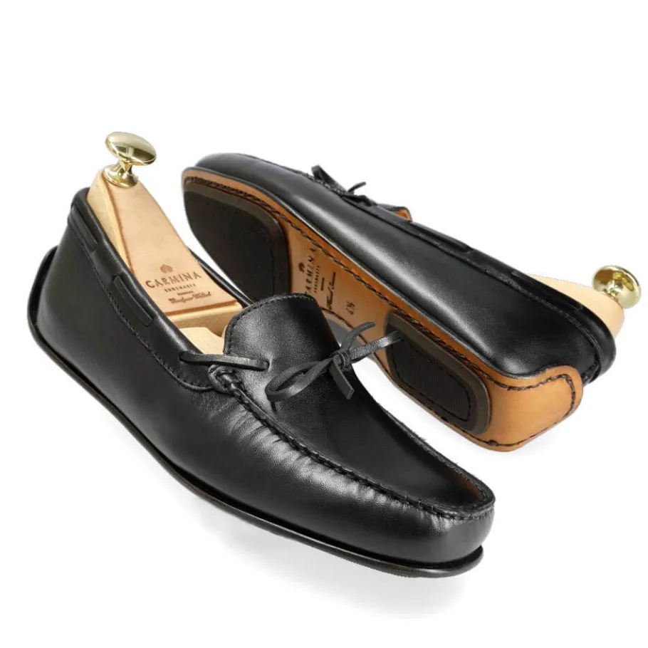 mocassins_avec_noeud_femme_funchal_noir_carmina_1.webp Best Carmina MOCASSINS AVEC NOEUD FEMME FUNCHAL NOIR | BLACK